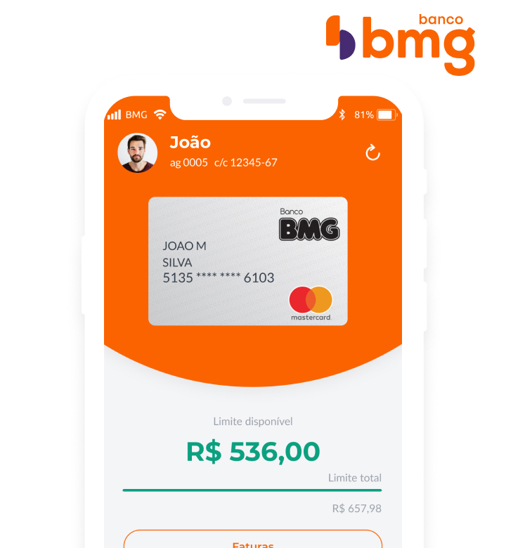 Celular com o aplicativo do Bmg aberto na sessão do cartão de crédito consignado